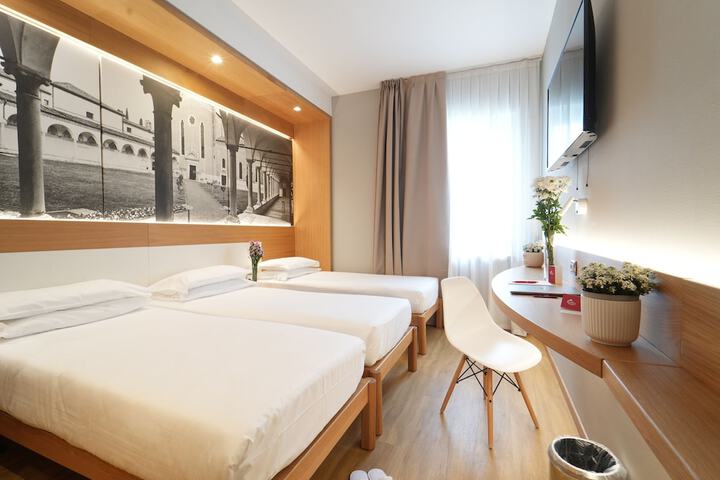Room 14 of 41