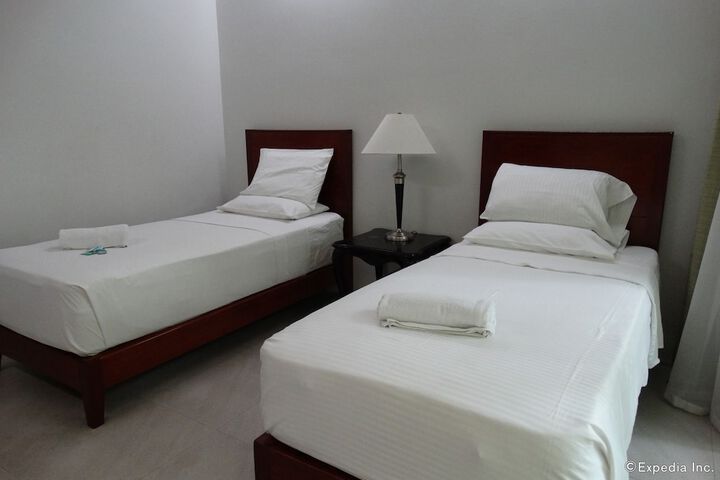 Room 15 of 35