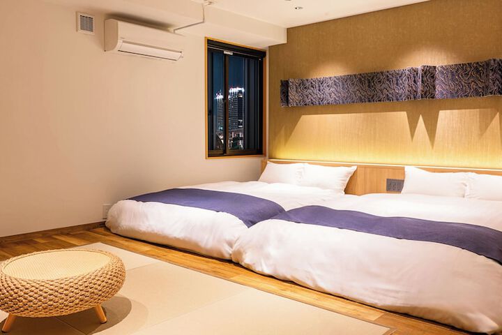 Room 14 of 103