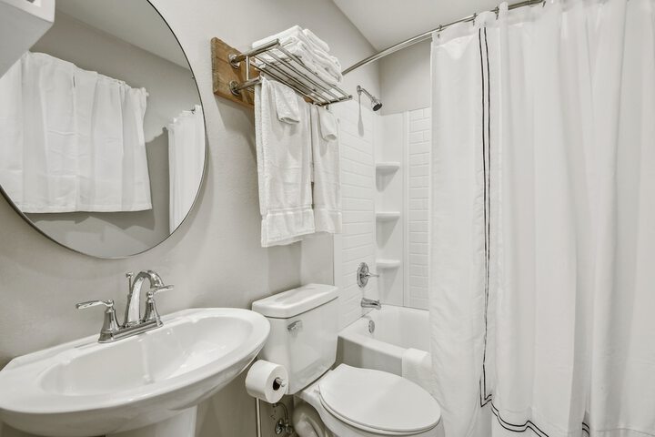 Room 17 of 21