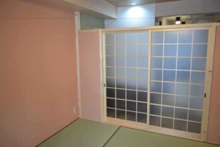 Room 21 of 84