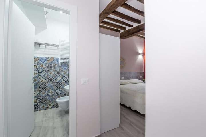 Room 6 of 41