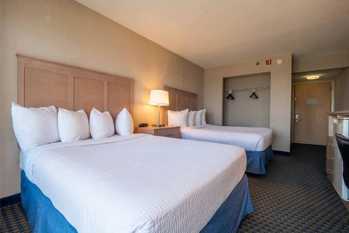 Double Accessible King Size Bed (4 of 7)