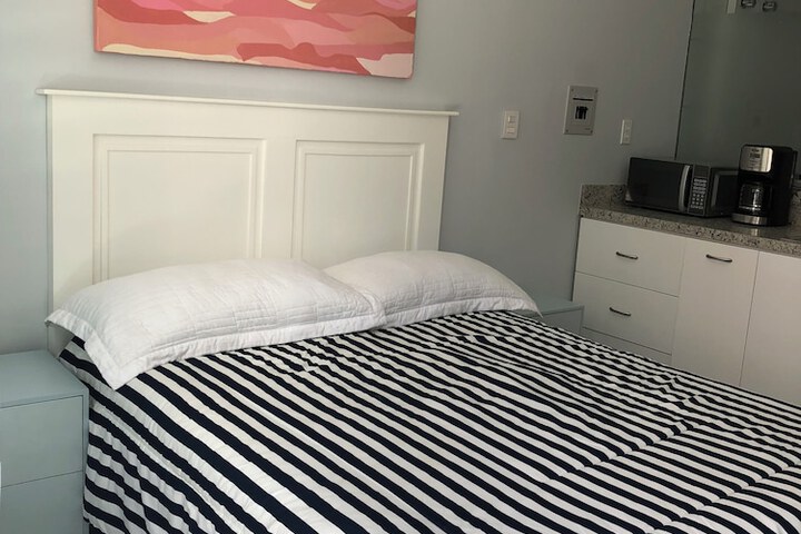 Room 16 of 62