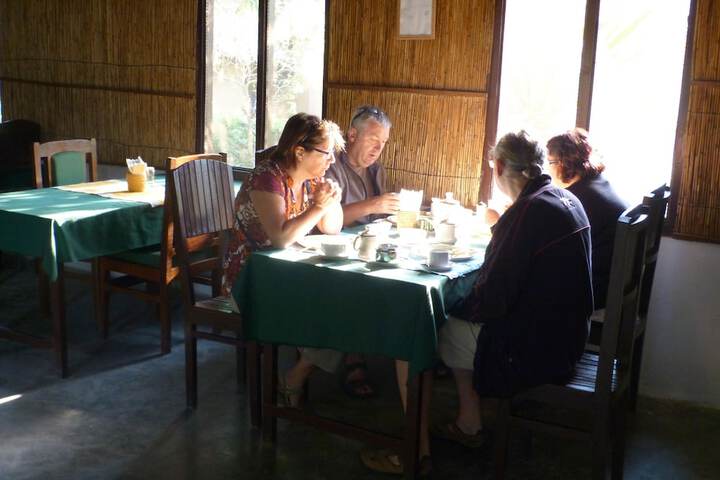 Dining 10 of 19