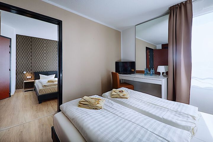 Room 18 of 45