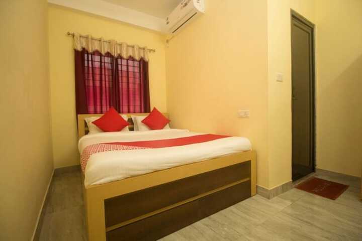 Room 3 of 7