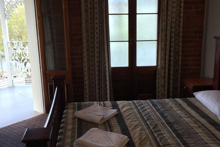 Room 14 of 36