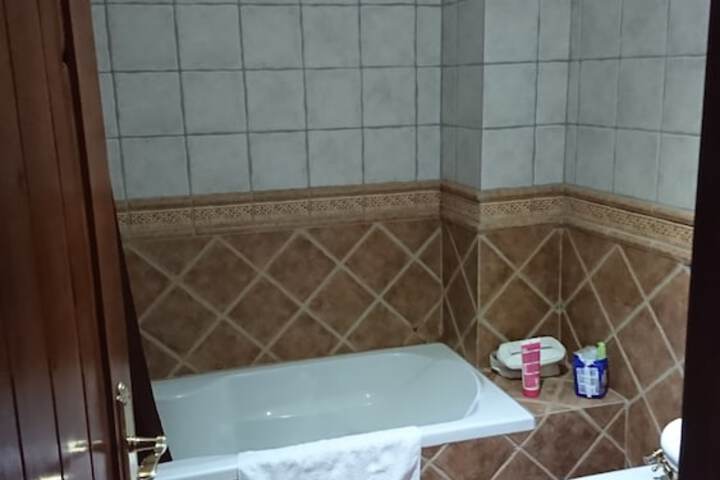 Room 27 of 59