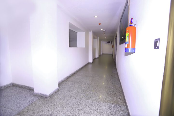 Room 16 of 44