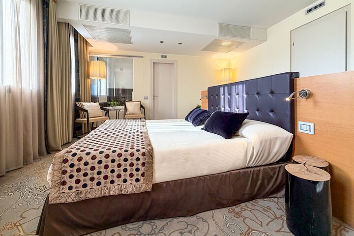 Room 22 of 55