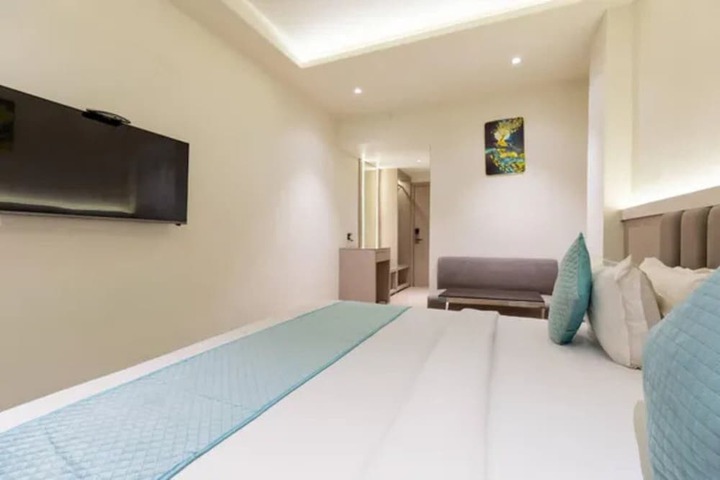 Room 41 of 47