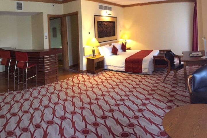 Room 7 of 48