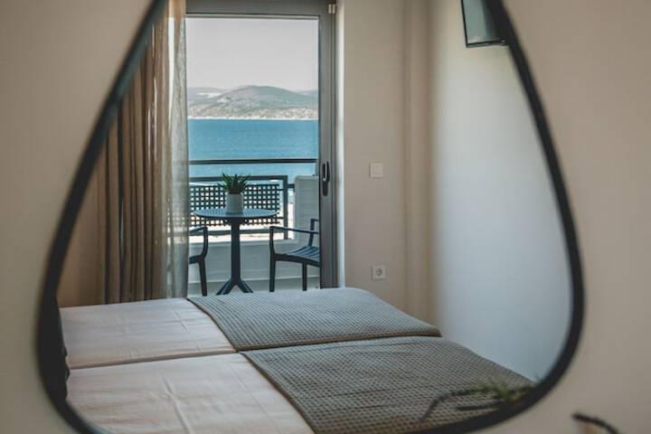 Room 58 of 108