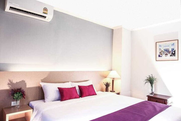 Room 10 of 39