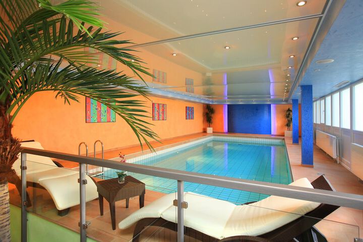 Hotel with Pool
