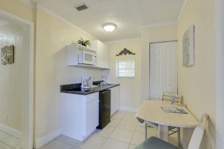 Private kitchenette