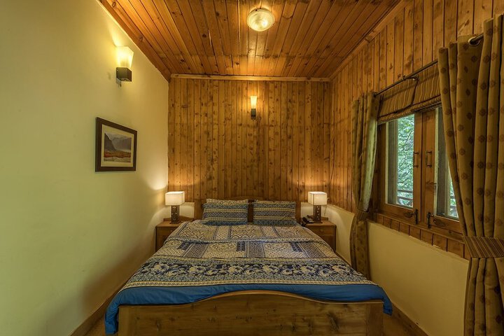 Room 3 of 55