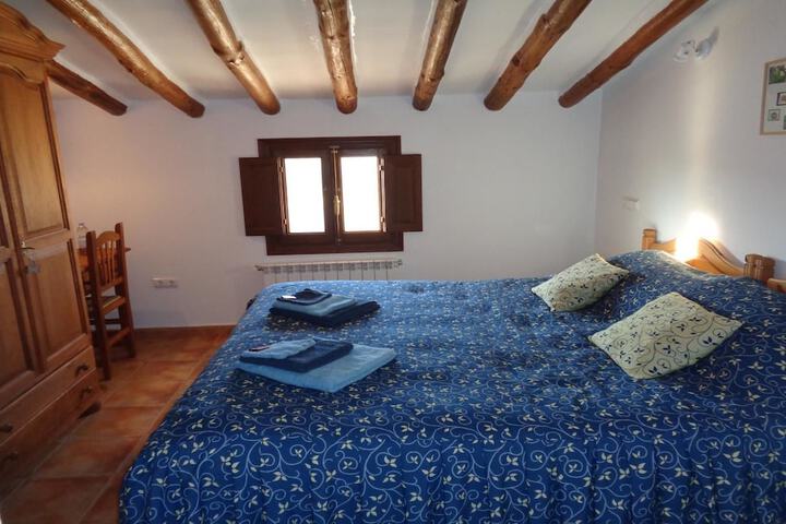 Room 5 of 36