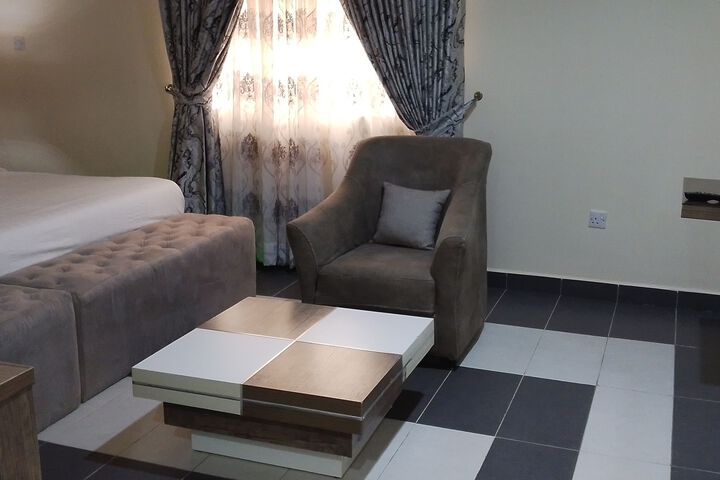 Room 29 of 42