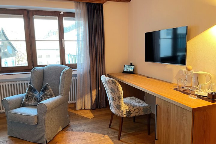 Room 45 of 66