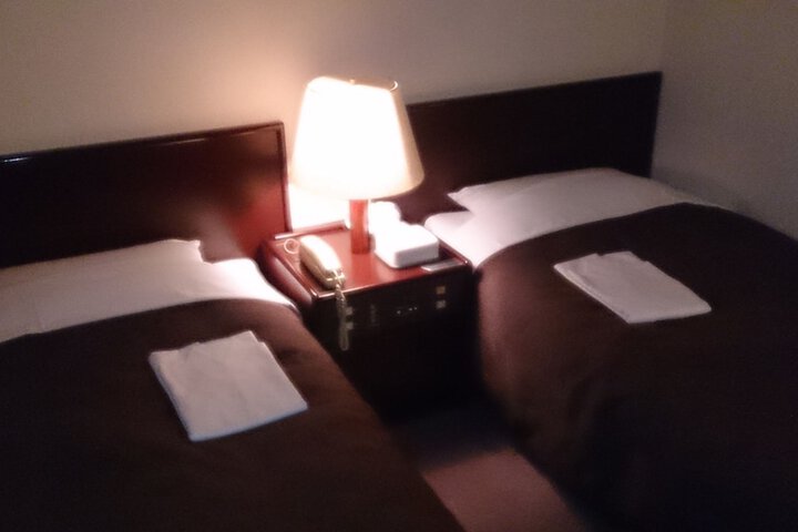 Room 4 of 44