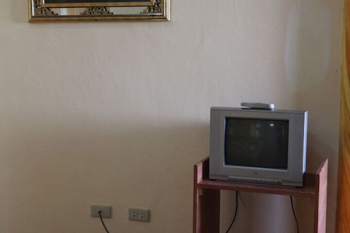 Room 26 of 63
