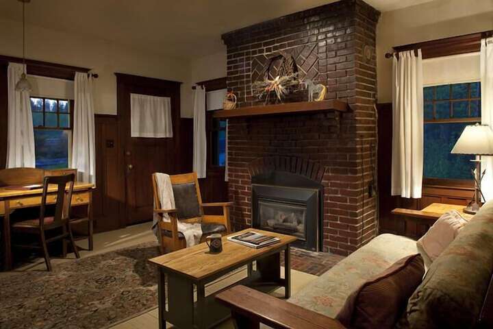 Room 6 of 22