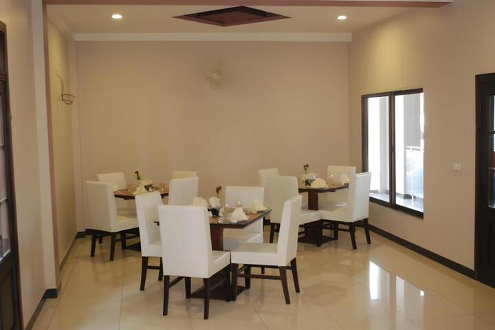 Royal Mark Hotel
