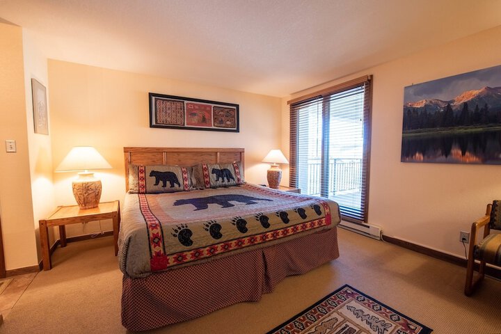 Room 8 of 29