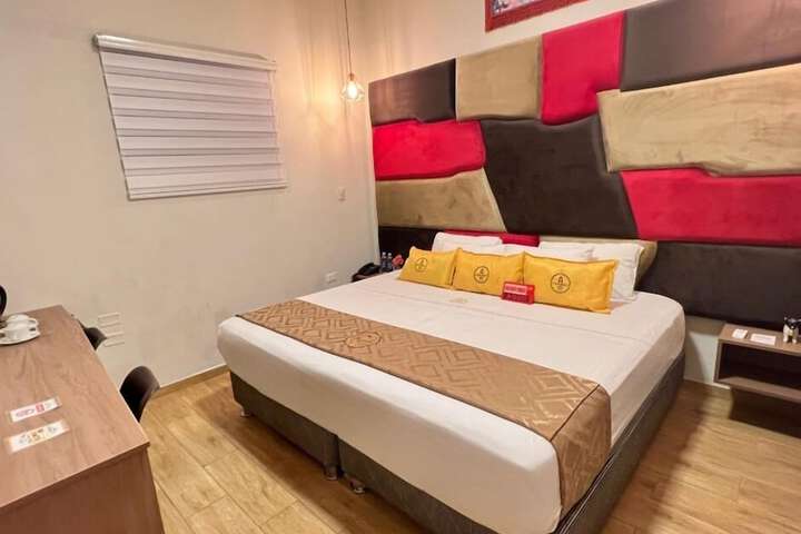 Room 3 of 81