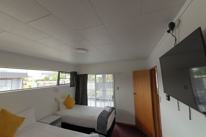 Room 8 of 47