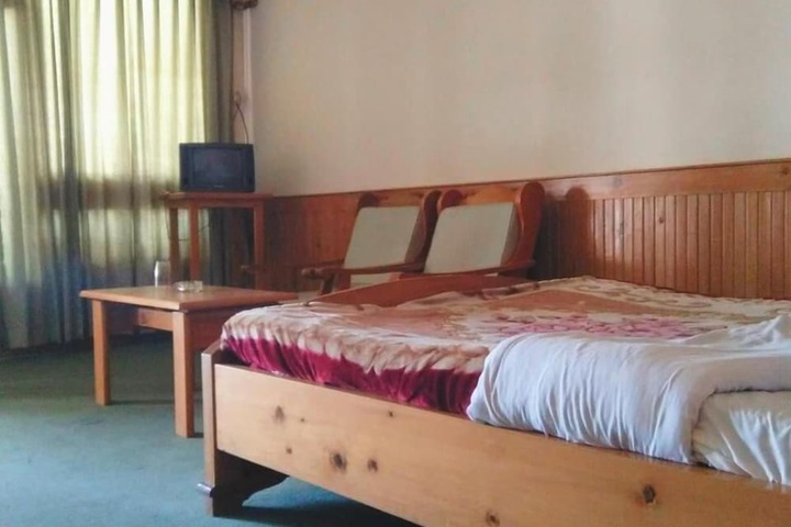 Room 22 of 27