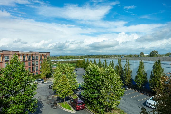 Hotel View 102 of 110