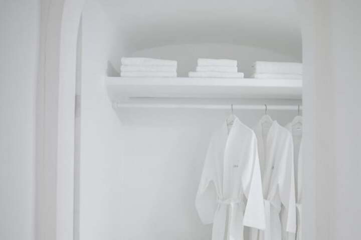 Room 37 of 39