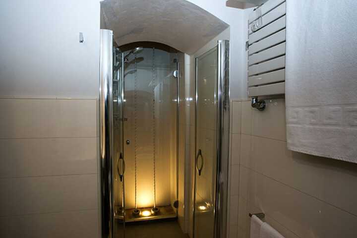 Room 45 of 91