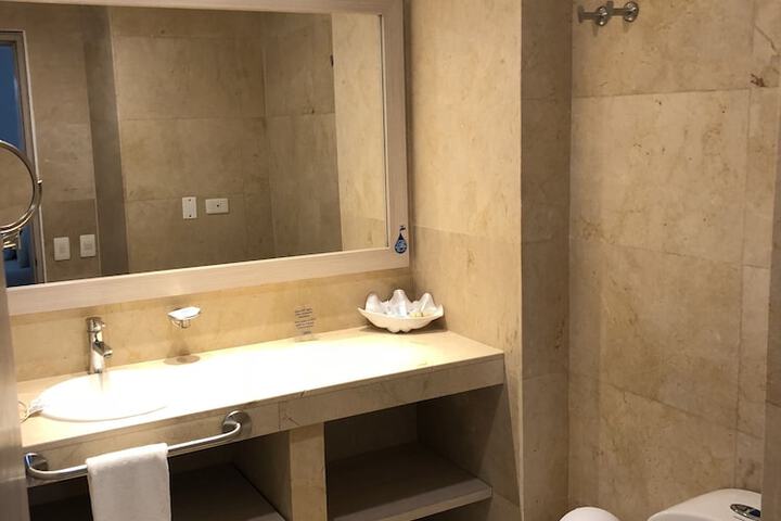 Clean Restrooms