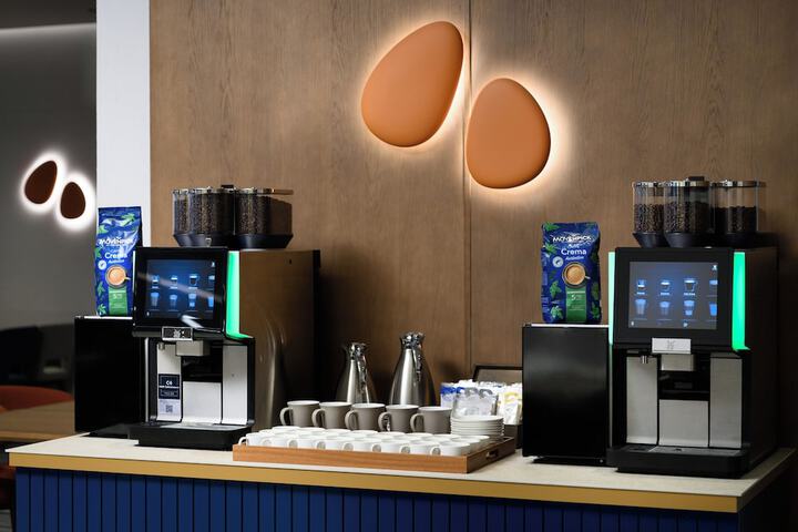 Breakfast/Coffee Service 127 of 148