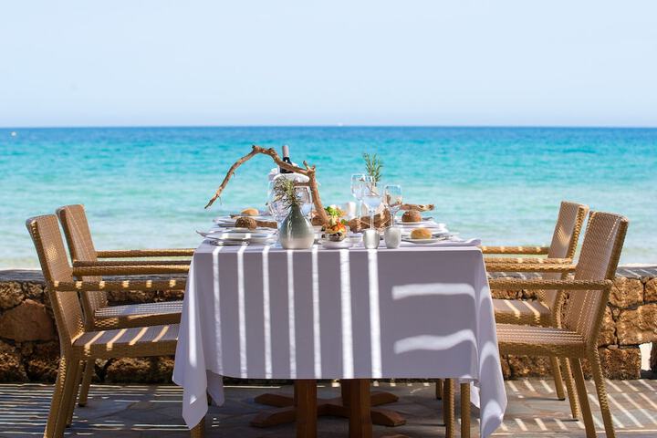 Dining 59 of 70