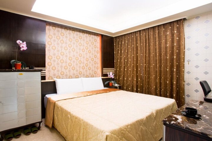 Photo 4