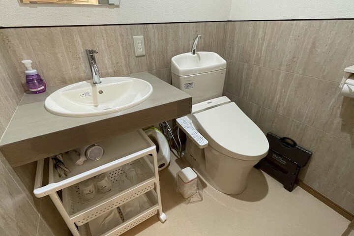 Room 8 of 71