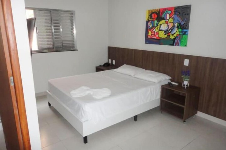 Room 2 of 11