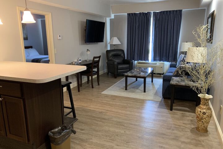 Room 213 of 297
