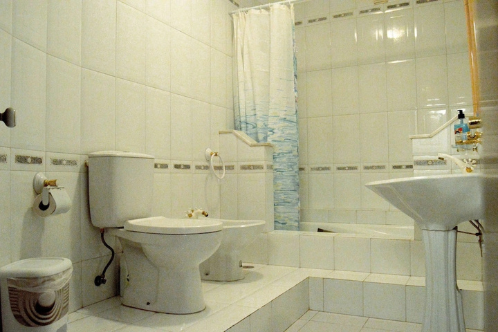 Room 9 of 22