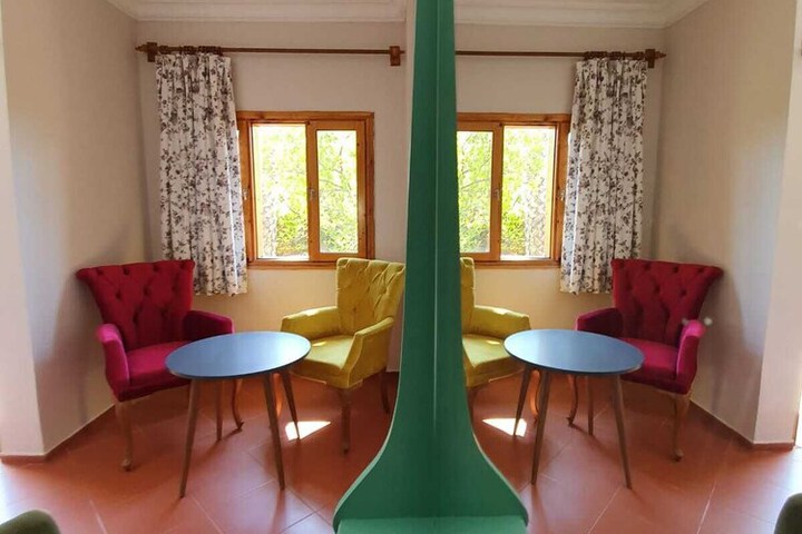 Room 45 of 80