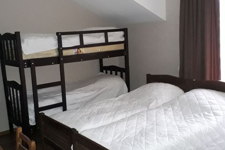 Room 7 of 89