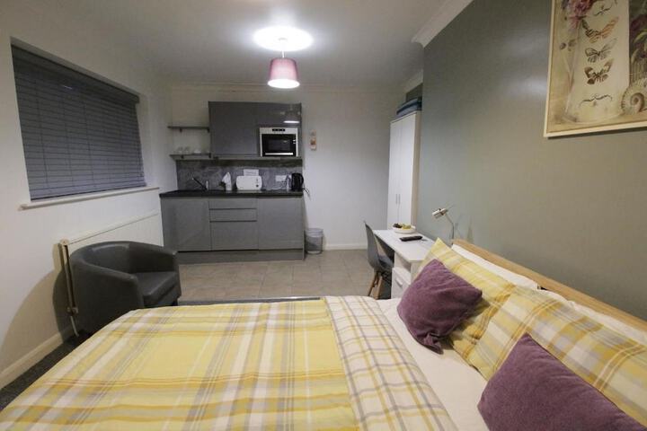 Room 10 of 43