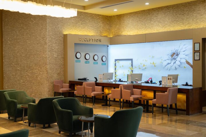 Hotel 387 of 417