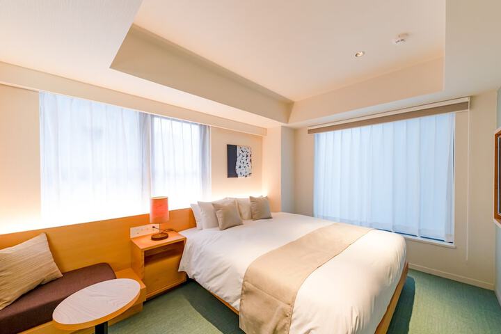 Room 15 of 95