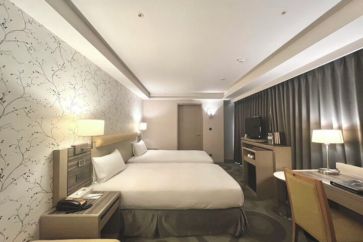 Room 26 of 69